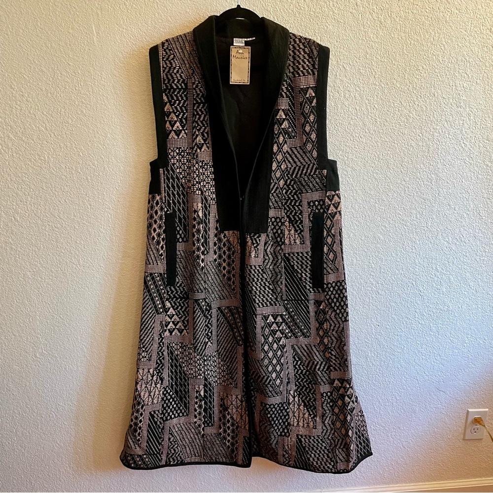 NWT Ann Maurice Geometric Pattern Oversized Long Vest